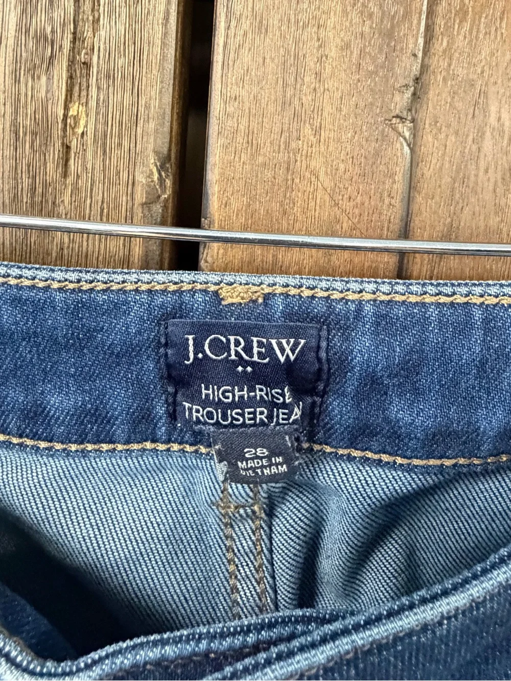 J. Crew Soft Denim High Rise Trouser Jean in Surf Shore Wash Size 28